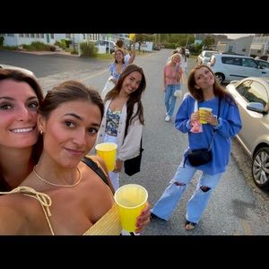 Meet your Posher, Alison